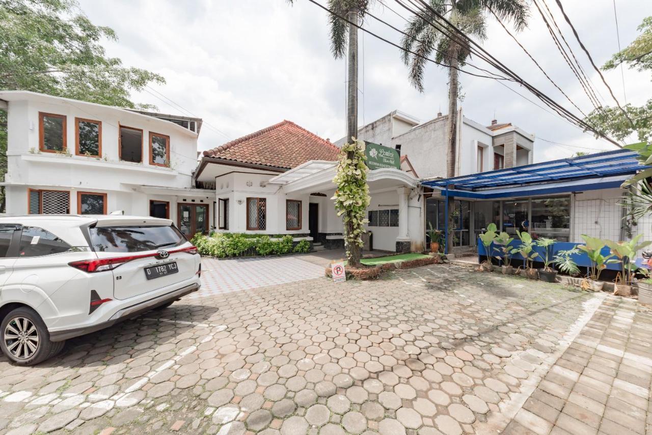 Hotel O Bandung Near Stadion Siliwangi Formerly The Ethnic Hotel บันดุง ภายนอก รูปภาพ