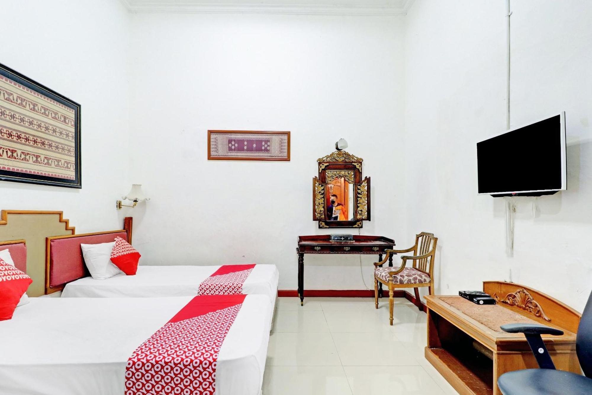 Hotel O Bandung Near Stadion Siliwangi Formerly The Ethnic Hotel บันดุง ภายนอก รูปภาพ