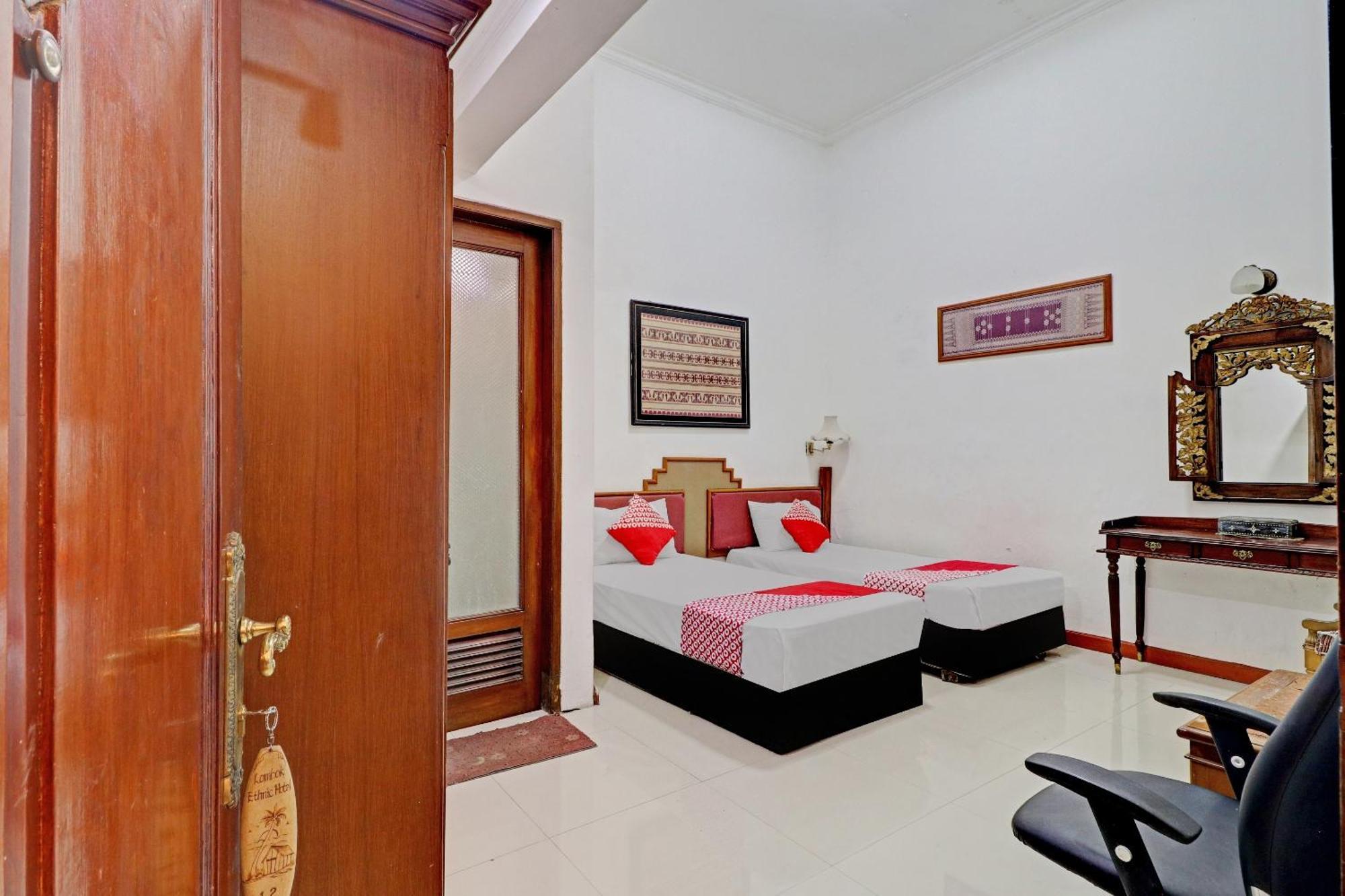 Hotel O Bandung Near Stadion Siliwangi Formerly The Ethnic Hotel บันดุง ภายนอก รูปภาพ