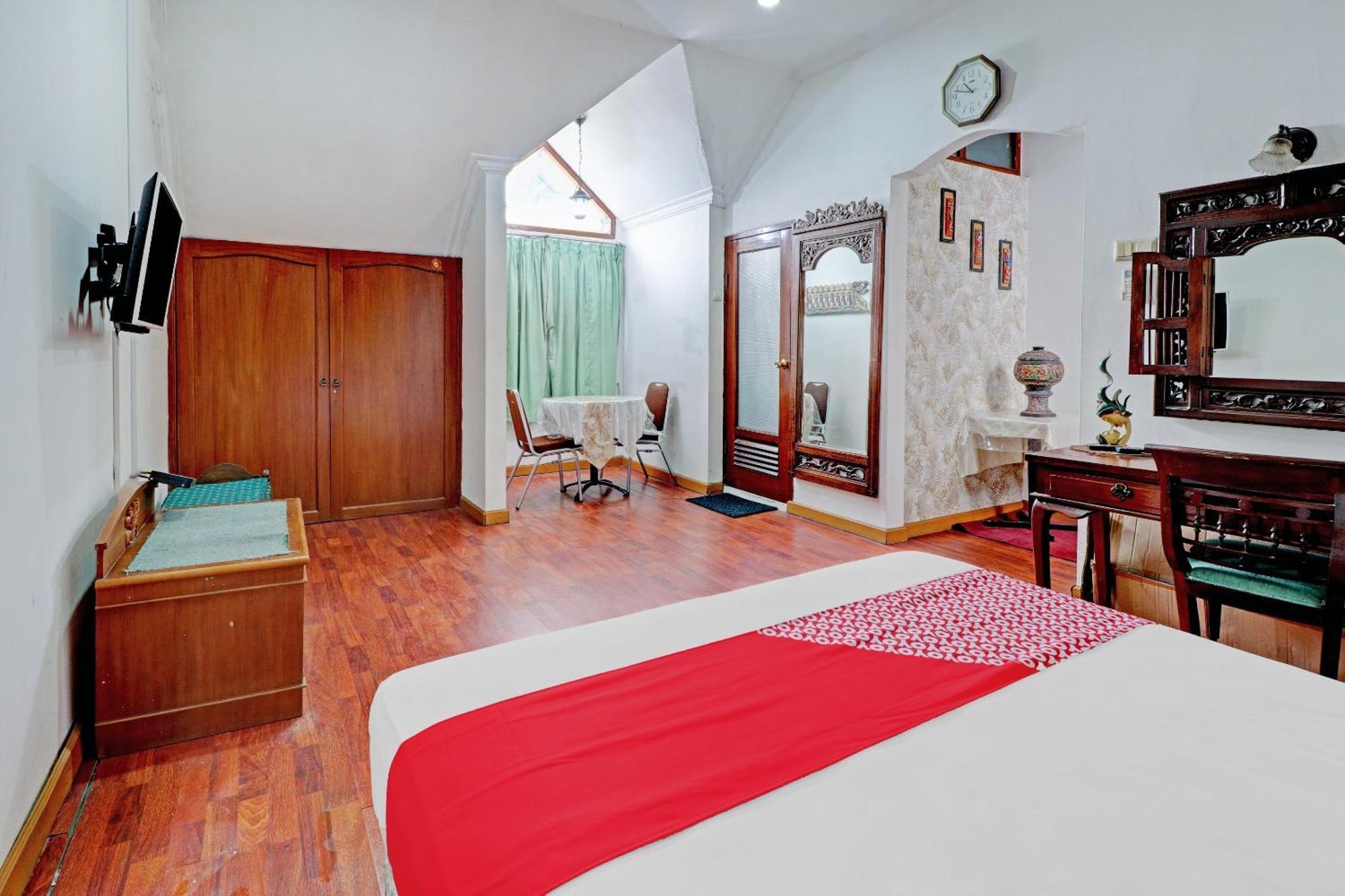 Hotel O Bandung Near Stadion Siliwangi Formerly The Ethnic Hotel บันดุง ภายนอก รูปภาพ