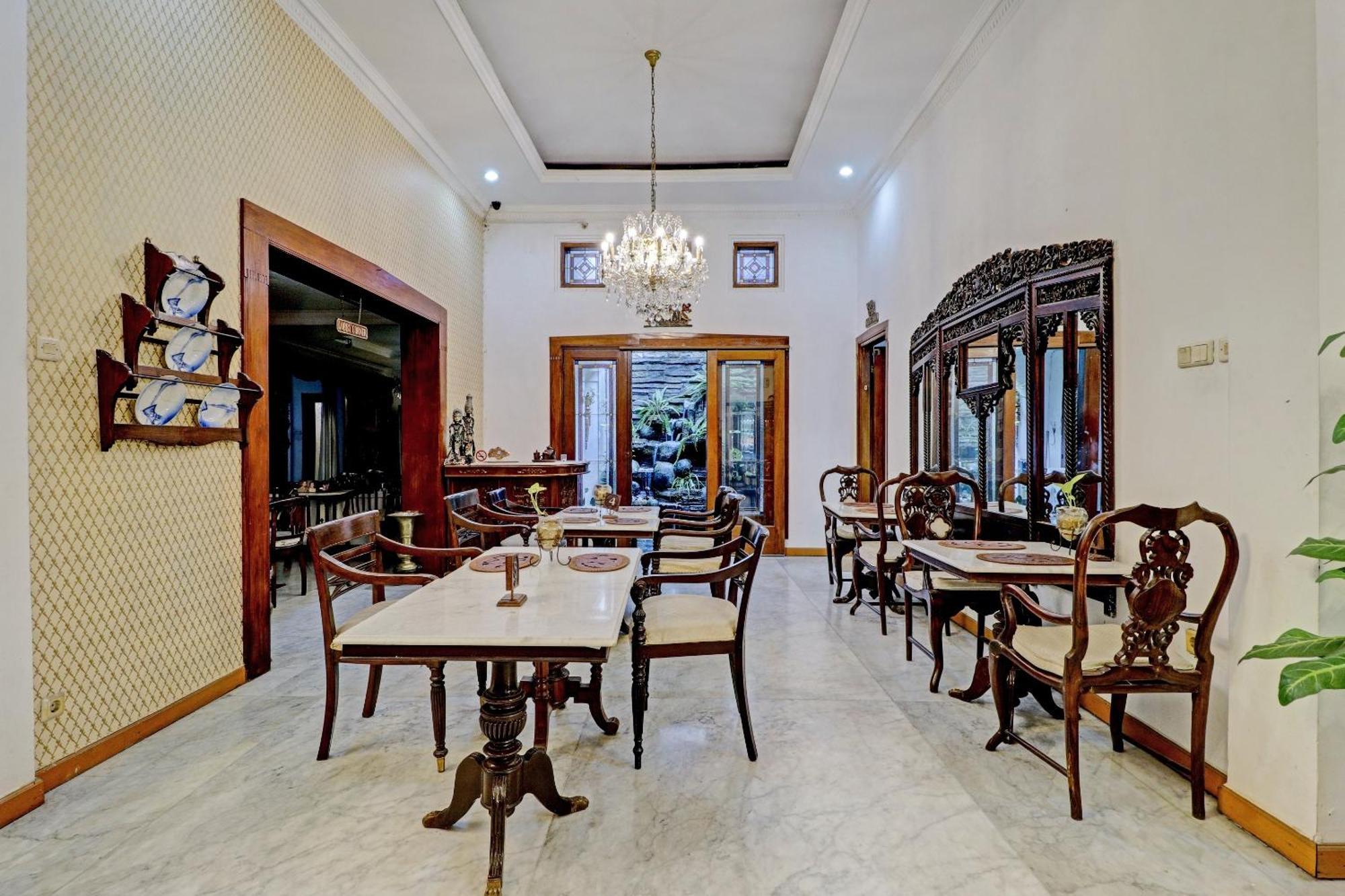 Hotel O Bandung Near Stadion Siliwangi Formerly The Ethnic Hotel บันดุง ภายนอก รูปภาพ