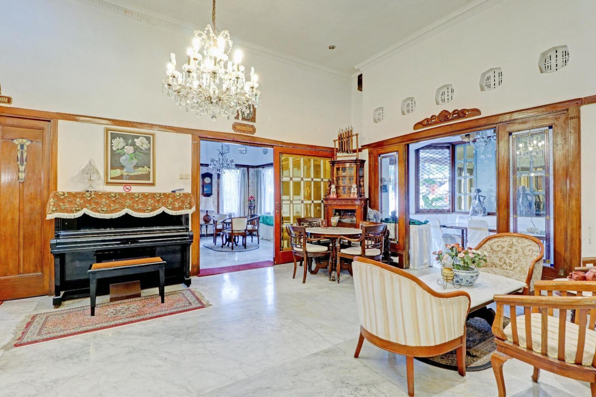 Hotel O Bandung Near Stadion Siliwangi Formerly The Ethnic Hotel บันดุง ภายนอก รูปภาพ